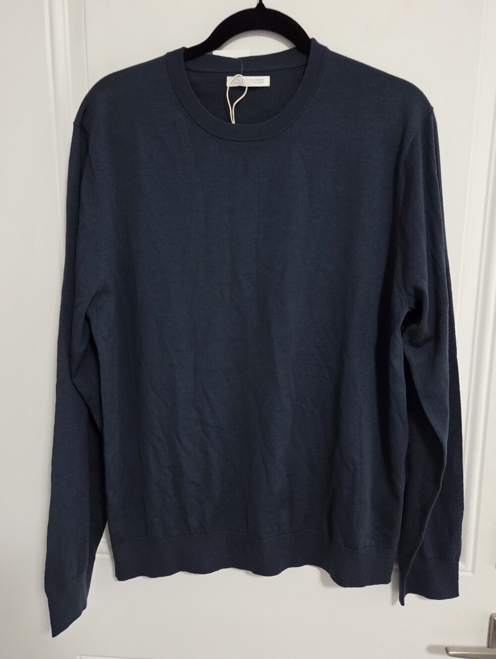 Zara Men's 100% Wool Fine Knit Sweater - Size M